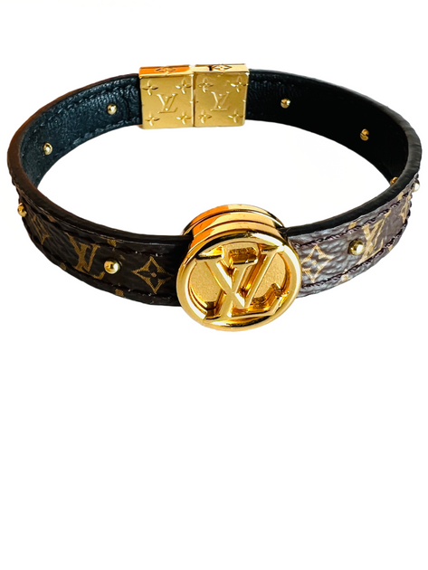 Louis Vuitton LV Circle Reversible Monogram Bracelet – Mon Tigre