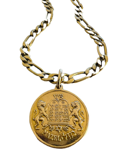 14k Lions of Judah Medallion With Figaro Chain