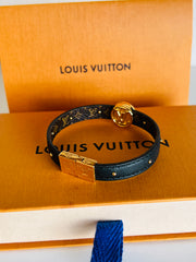 Louis Vuitton, Jewelry, Louis Vuitton Lv Circle Reversible Bracelet  Monogram Canvas And Leather Brown